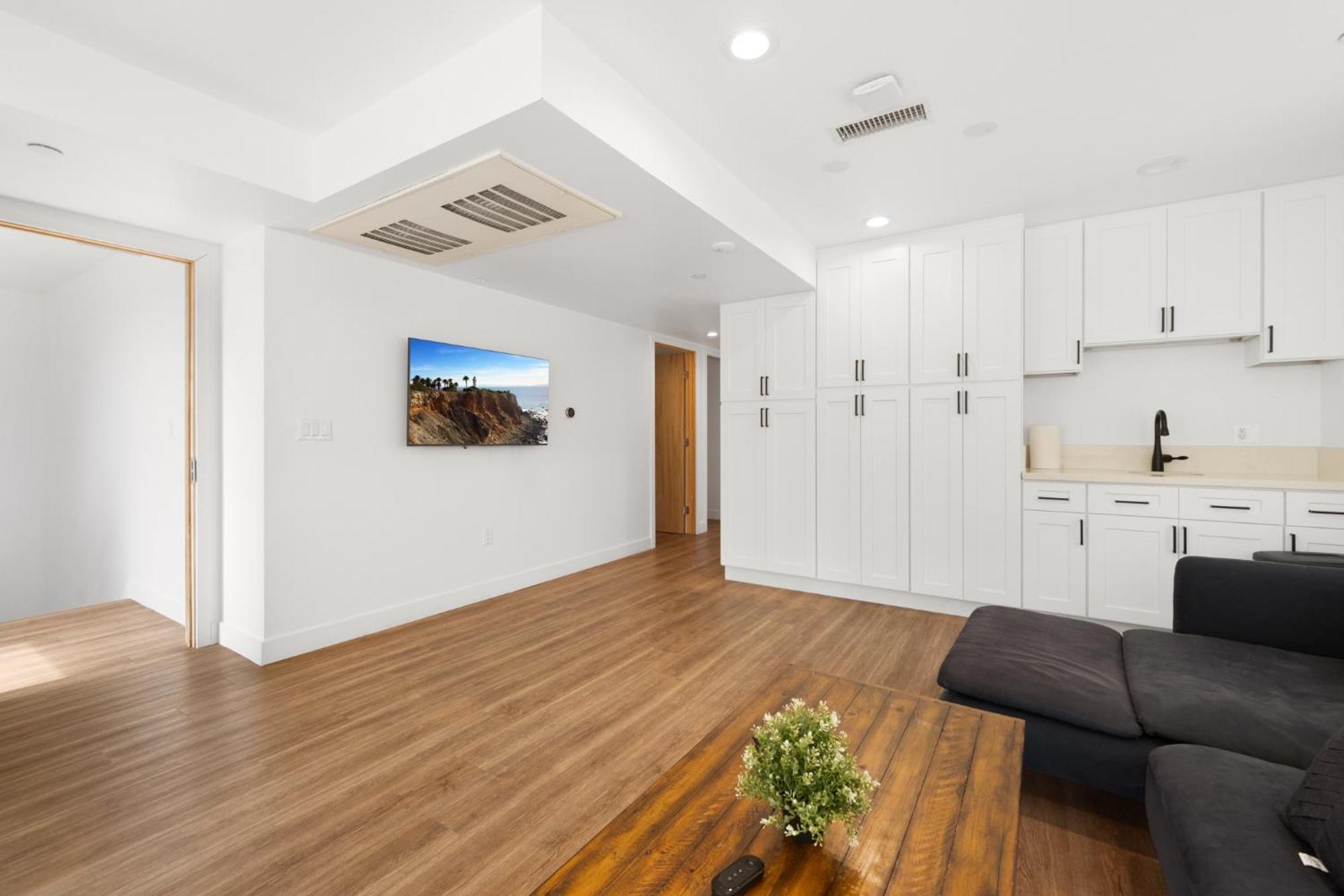 Modern Getaway In The Heart Of La Near Usc, Private Room With Share Living Room And Kitchen ロサンゼルス エクステリア 写真