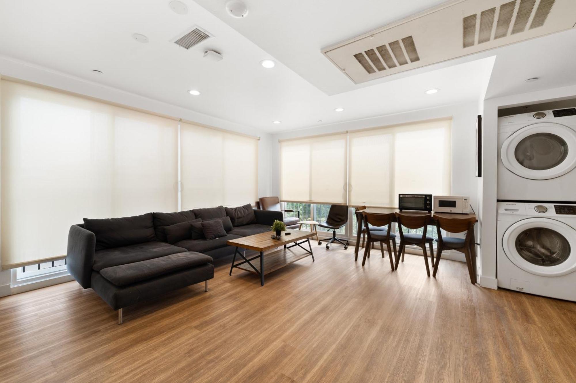 Modern Getaway In The Heart Of La Near Usc, Private Room With Share Living Room And Kitchen ロサンゼルス エクステリア 写真